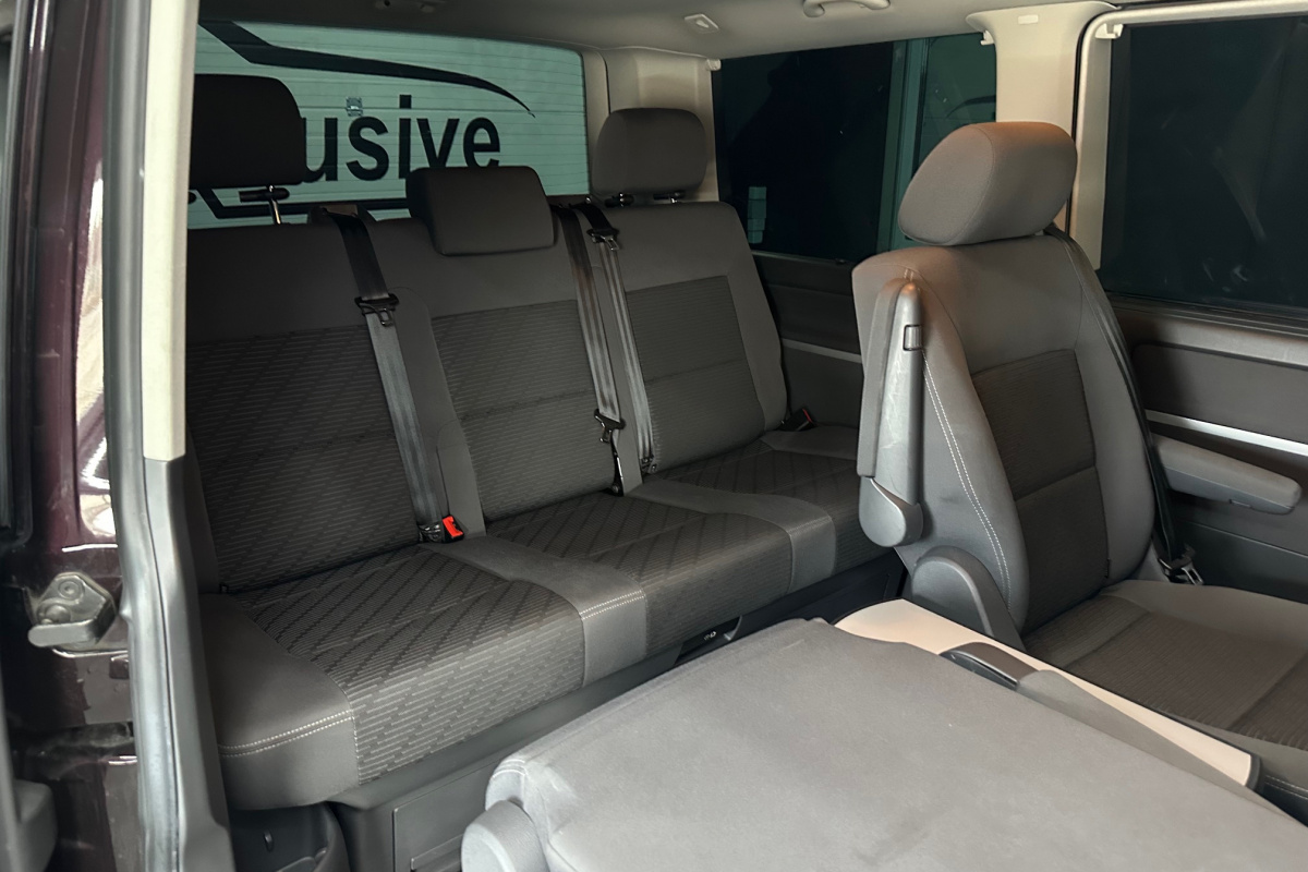 Ponuka vozidiel / Volkswagen Multivan T5 2.0 BiTDI HIGHLINE 4MOTION DSG - video
