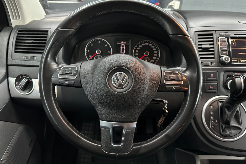  Ponuka vozidiel / Volkswagen Multivan T5 2.0 BiTDI HIGHLINE 4MOTION DSG - video