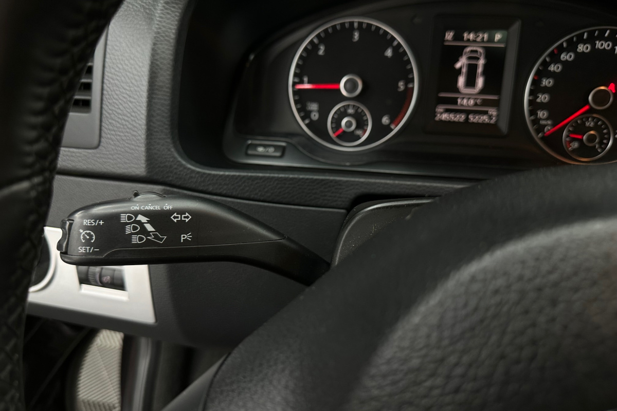 Ponuka vozidiel / Volkswagen Multivan T5 2.0 BiTDI HIGHLINE 4MOTION DSG - video