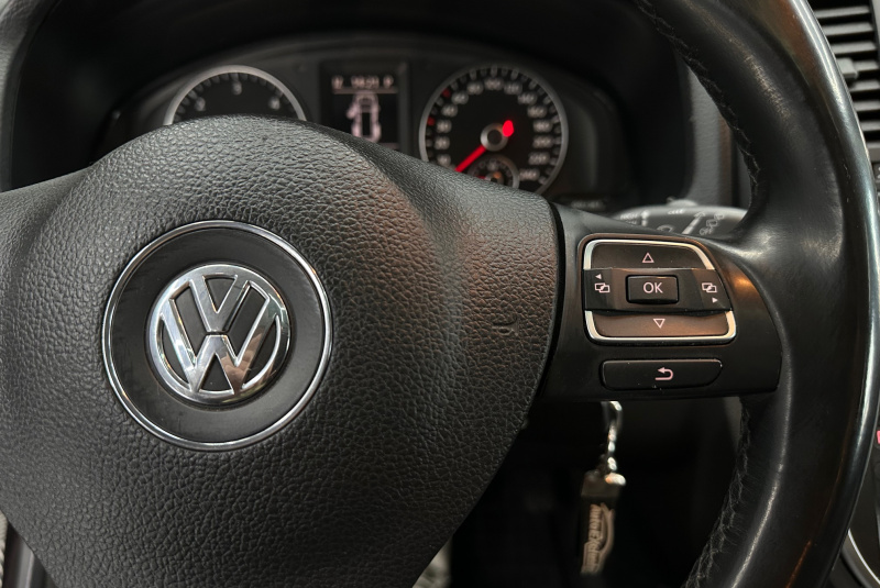  Ponuka vozidiel / Volkswagen Multivan T5 2.0 BiTDI HIGHLINE 4MOTION DSG - video