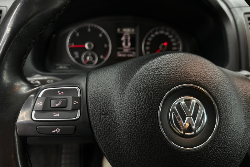  Ponuka vozidiel / Volkswagen Multivan T5 2.0 BiTDI HIGHLINE 4MOTION DSG - video