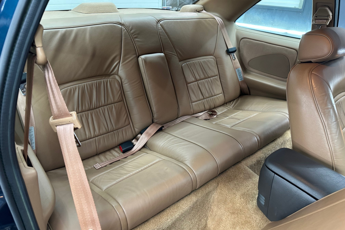 Ponuka vozidiel / Ford Thunderbird LX 4.6l V8 Benzín - video Ponuka vozidiel / Ford Thunderbird LX 4.6l V8 Benzín - video