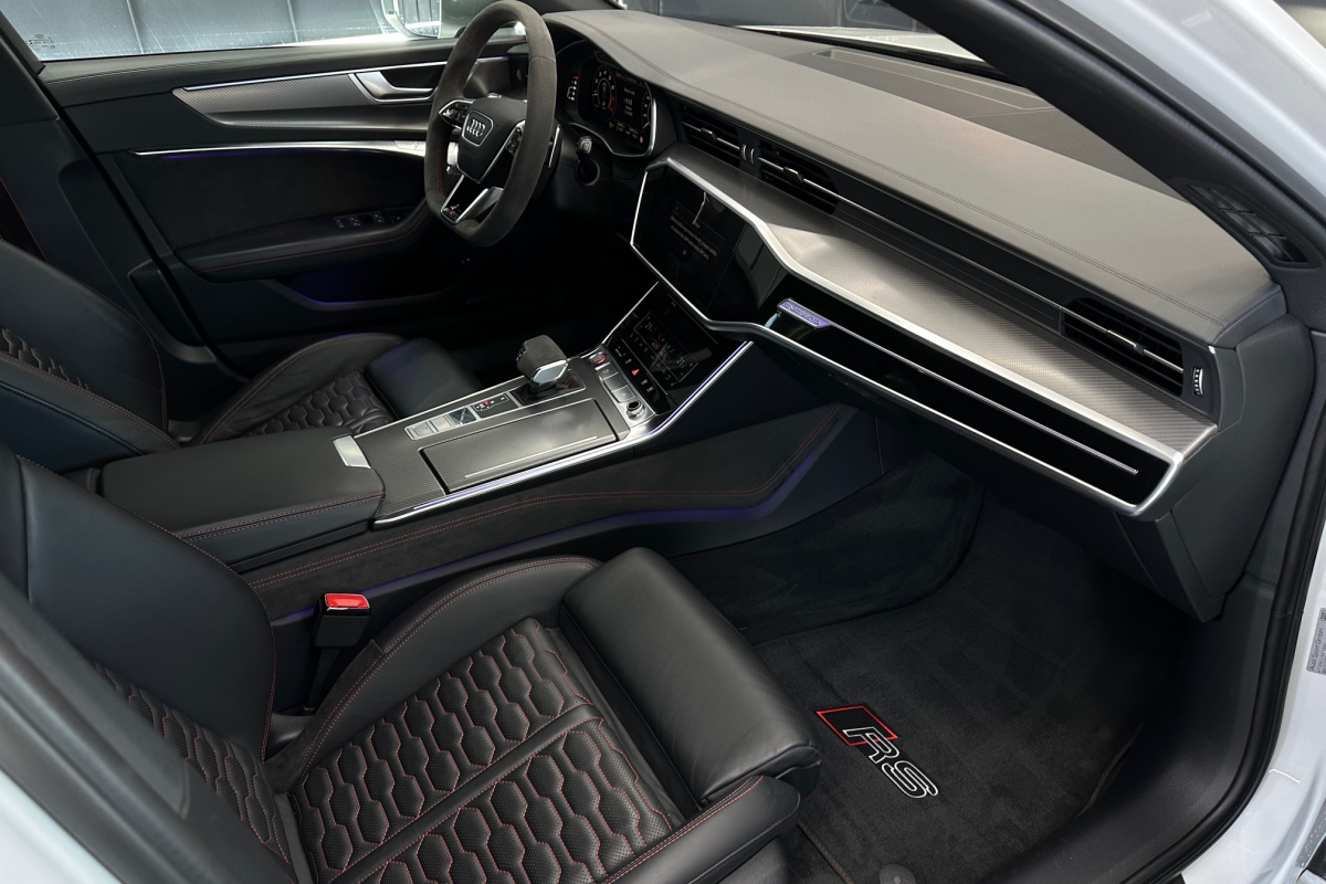 Ponuka vozidiel / Audi RS6 Avant 4.0 TFSI Quattro - video