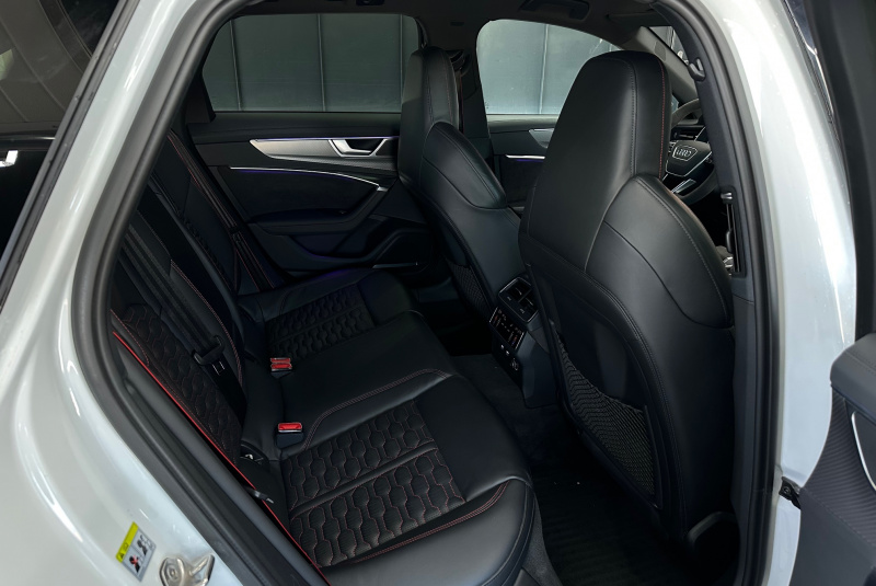 Ponuka vozidiel / Audi RS6 Avant 4.0 TFSI Quattro - video Ponuka vozidiel / Audi RS6 Avant 4.0 TFSI Quattro - video