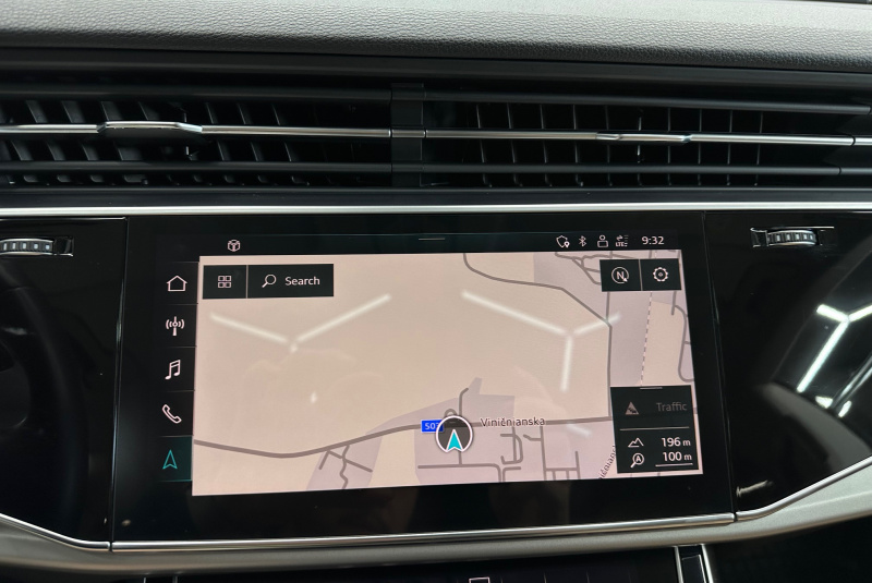  Ponuka vozidiel / Audi Q8 45 3.0 TDI mHEV quattro tiptronic - video