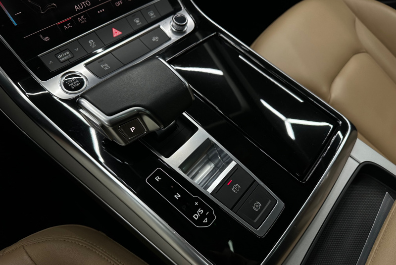  Ponuka vozidiel / Audi Q8 45 3.0 TDI mHEV quattro tiptronic - video