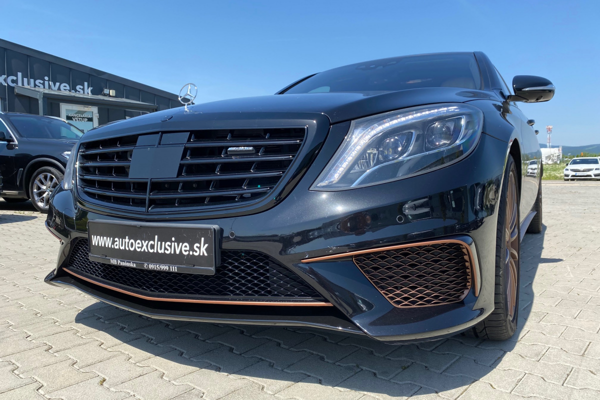 Ponuka vozidiel / Mercedes-Benz S trieda Sedan Mercedes-AMG 63 4matic - video