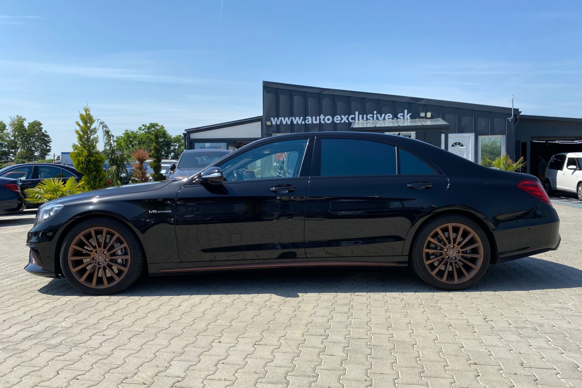 Ponuka vozidiel / Mercedes-Benz S trieda Sedan Mercedes-AMG 63 4matic - video