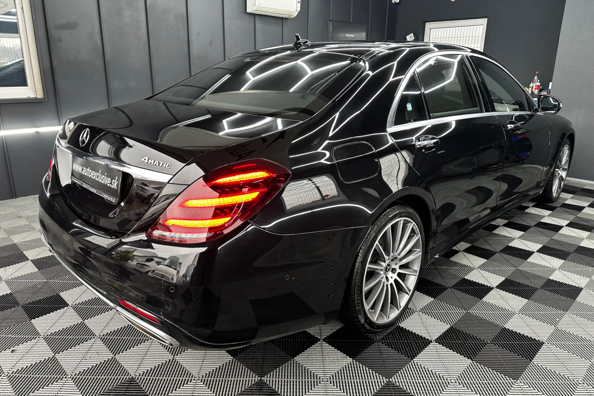 Ponuka vozidiel / Mercedes-Benz S trieda Sedan 560 4MATIC L A/T - video