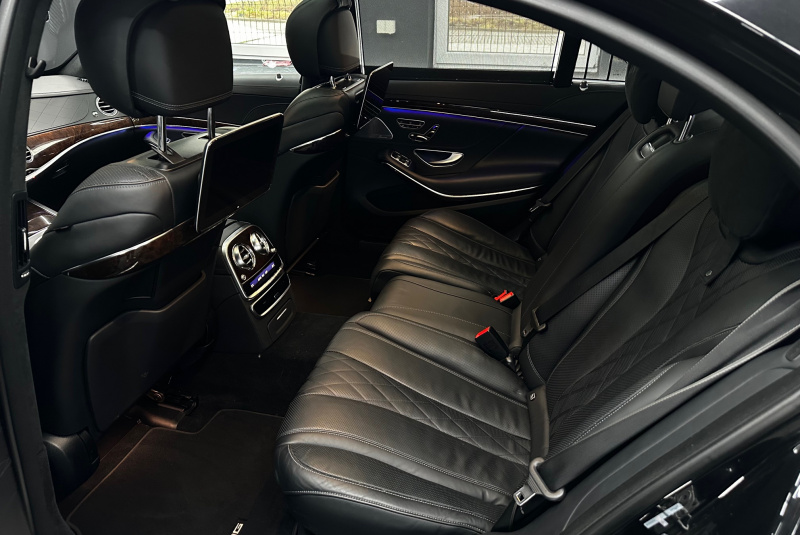  Ponuka vozidiel / Mercedes-Benz S trieda Sedan 560 4MATIC L A/T - video