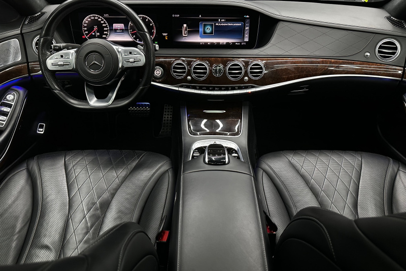  Ponuka vozidiel / Mercedes-Benz S trieda Sedan 560 4MATIC L A/T - video