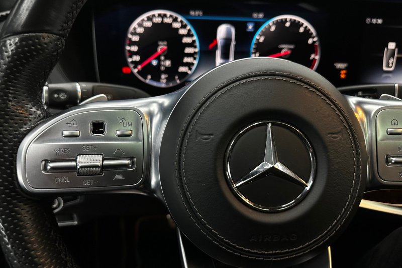  Ponuka vozidiel / Mercedes-Benz S trieda Sedan 560 4MATIC L A/T - video