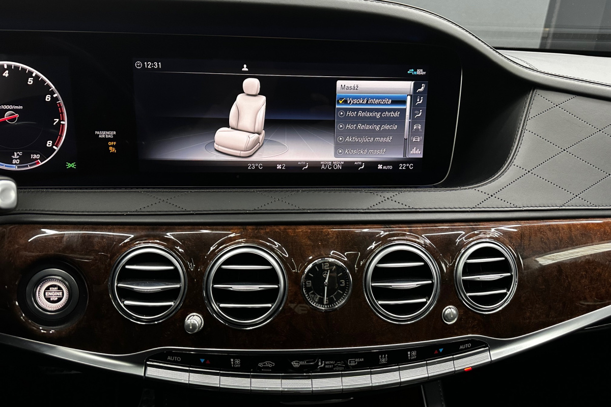 Ponuka vozidiel / Mercedes-Benz S trieda Sedan 560 4MATIC L A/T - video