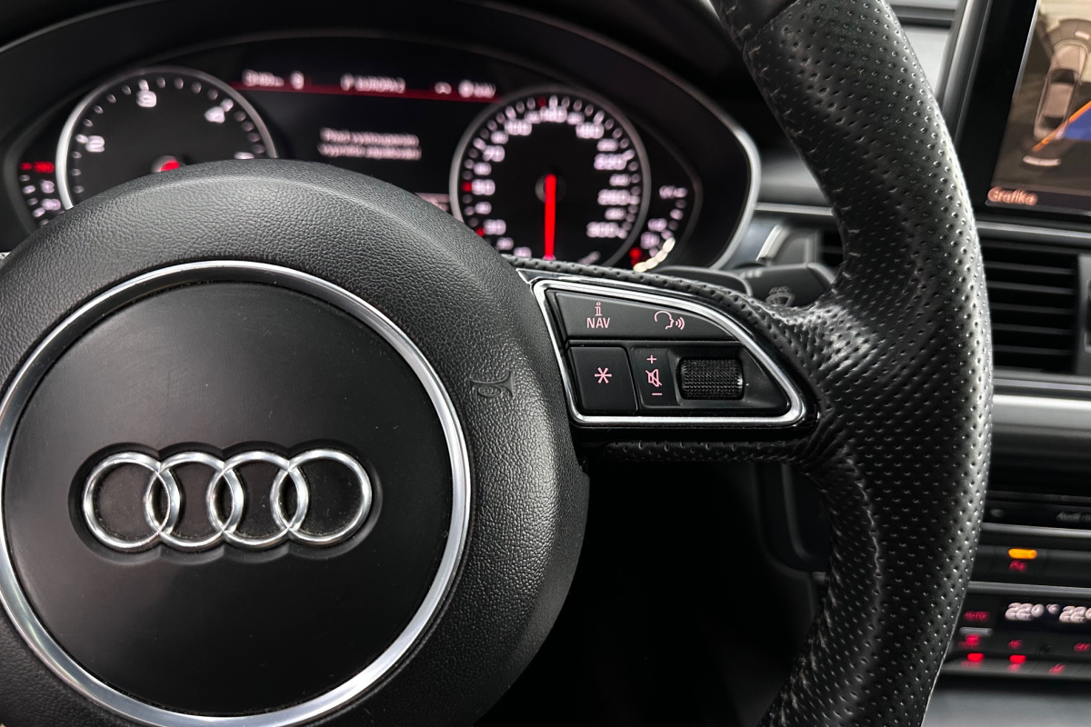 Ponuka vozidiel / Audi A6 3.0 TDI BiT DPF quattro Prestige tiptronic - video