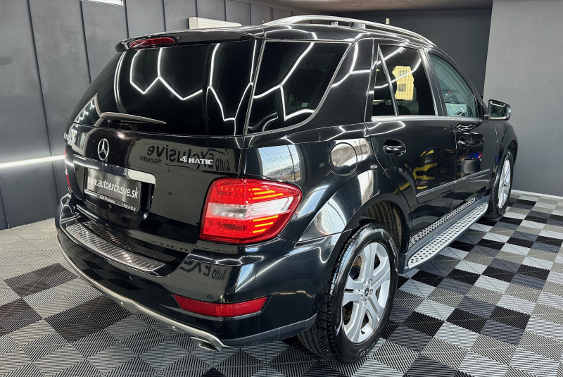 Ponuka vozidiel / Mercedes-Benz ML 350 CDI 4MATIC - video Ponuka vozidiel / Mercedes-Benz ML 350 CDI 4MATIC - video