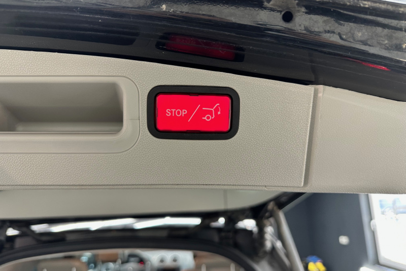 Ponuka vozidiel / Mercedes-Benz ML 350 CDI 4MATIC - video Ponuka vozidiel / Mercedes-Benz ML 350 CDI 4MATIC - video