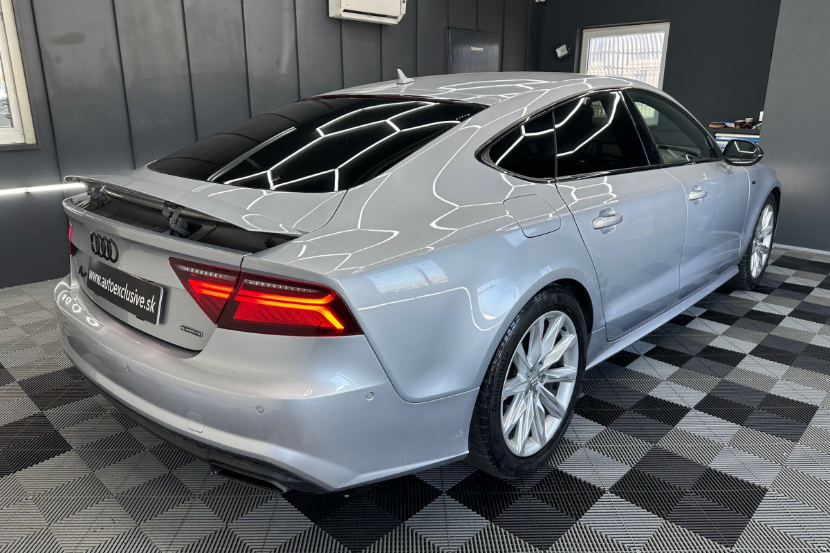 Ponuka vozidiel / Audi A7 Sportback competition 3.0 TDI quattro 326k tiptronic - video