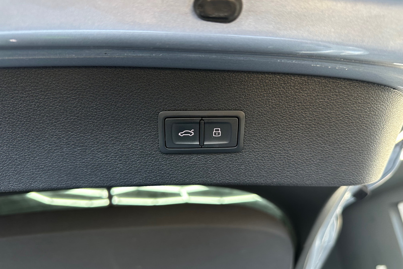 Ponuka vozidiel / Audi A7 Sportback competition 3.0 TDI quattro 326k tiptronic - video  Ponuka vozidiel / Audi A7 Sportback competition 3.0 TDI quattro 326k tiptronic - video