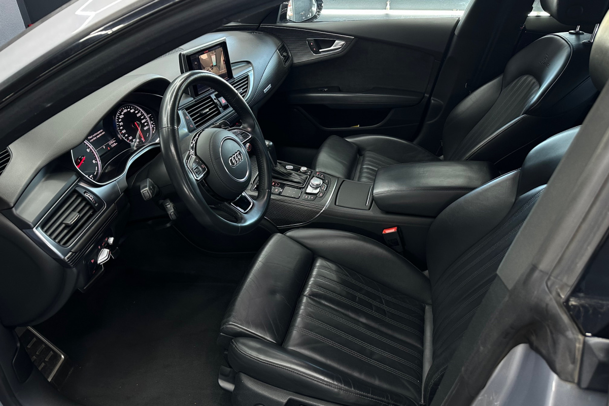Ponuka vozidiel / Audi A7 Sportback competition 3.0 TDI quattro 326k tiptronic - video