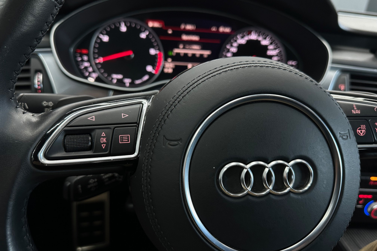Ponuka vozidiel / Audi A7 Sportback competition 3.0 TDI quattro 326k tiptronic - video