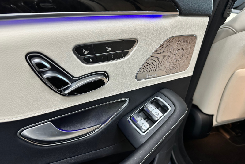  Ponuka vozidiel / Mercedes-Benz S trieda Sedan 350 d 4MATIC A/T - video