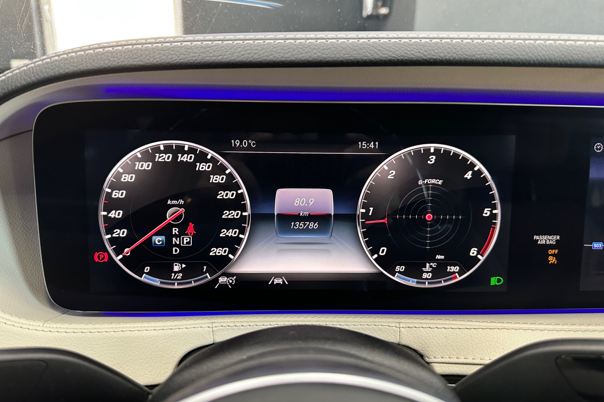 Ponuka vozidiel / Mercedes-Benz S trieda Sedan 350 d 4MATIC A/T - video