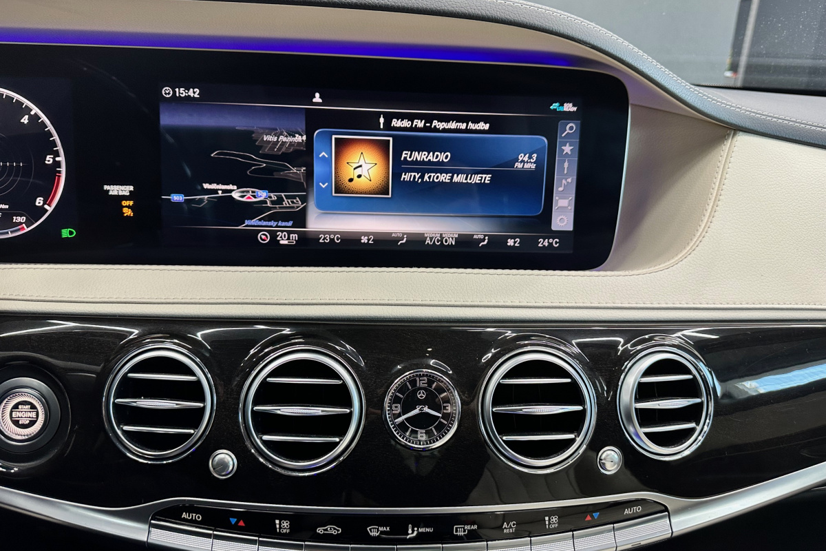 Ponuka vozidiel / Mercedes-Benz S trieda Sedan 350 d 4MATIC A/T - video