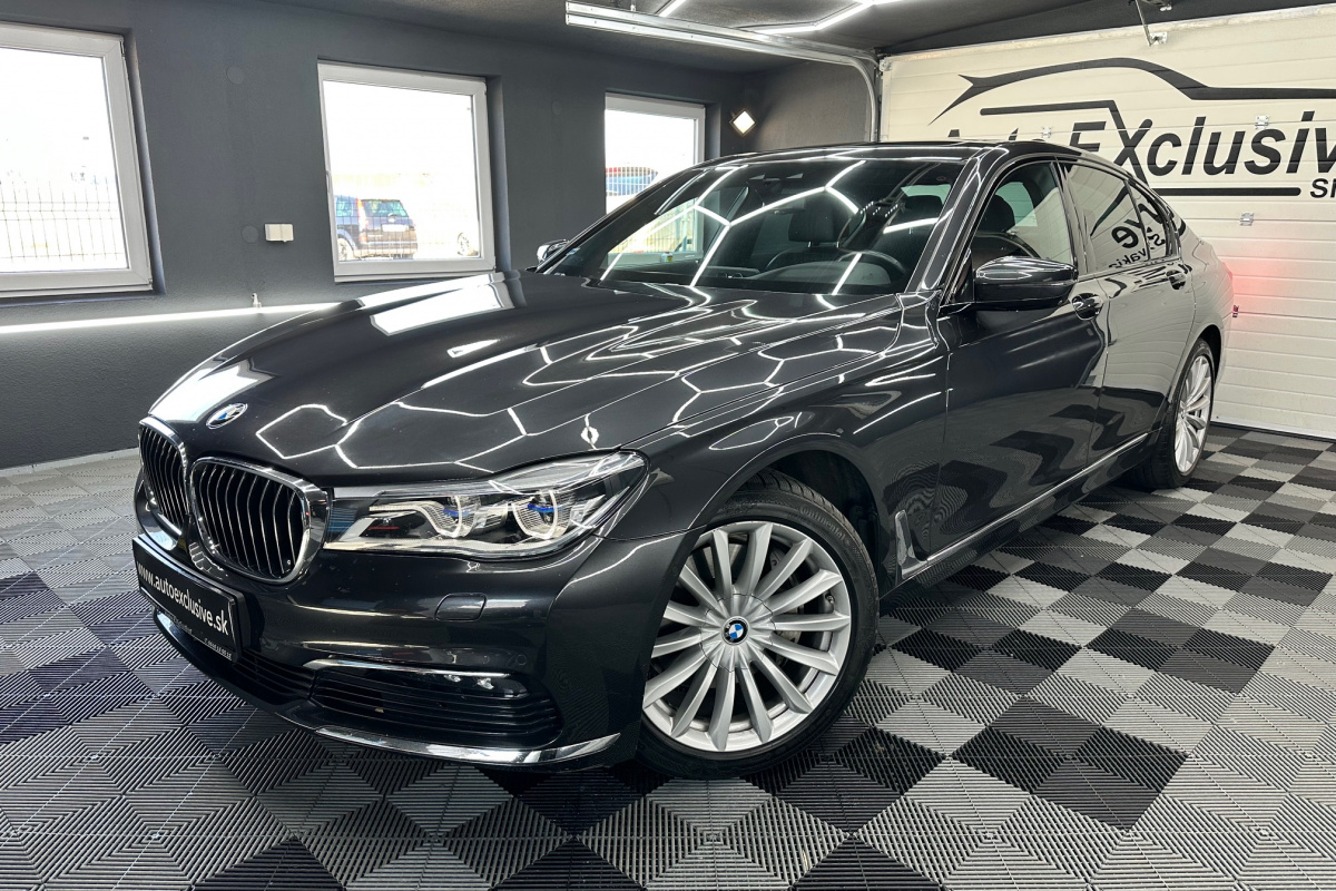 Ponuka vozidiel / BMW Rad 7 730d xDrive A/T - video