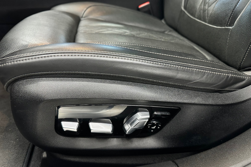  Ponuka vozidiel / BMW Rad 7 730d xDrive A/T - video