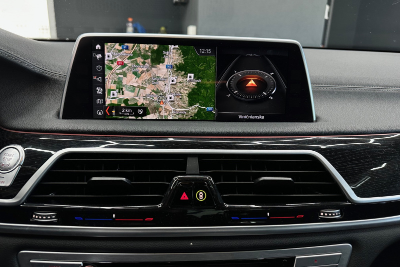 Ponuka vozidiel / BMW Rad 7 730d xDrive A/T - video Ponuka vozidiel / BMW Rad 7 730d xDrive A/T - video