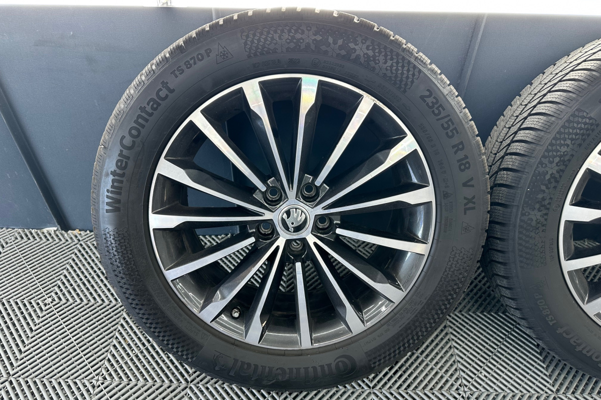 Ponuka vozidiel / Škoda Kodiaq 2.0 TDI SCR RS DSG 4x4 - video