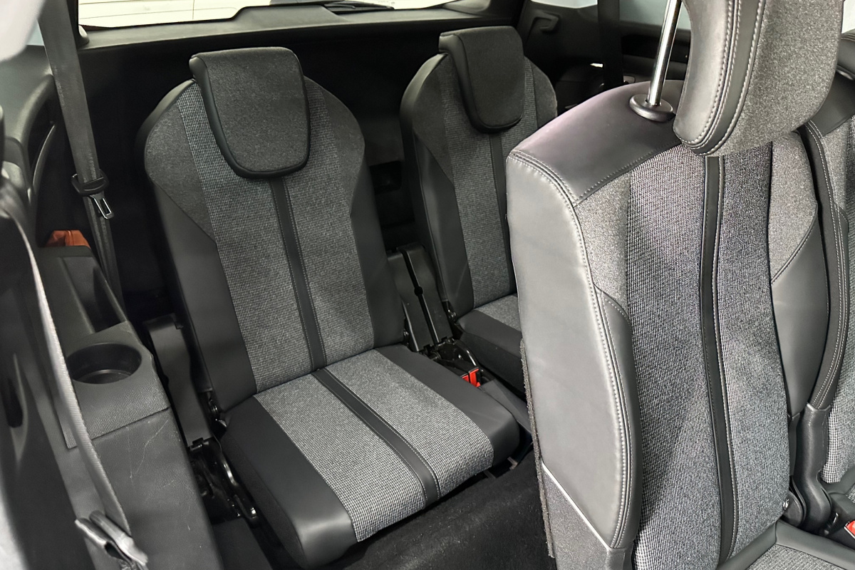 Ponuka vozidiel / Peugeot 5008 1.6 BlueHDi STOP START Style EAT6 - video Ponuka vozidiel / Peugeot 5008 1.6 BlueHDi STOP START Style EAT6 - video