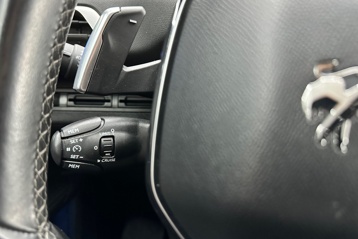 Ponuka vozidiel / Peugeot 5008 1.6 BlueHDi STOP START Style EAT6 - video