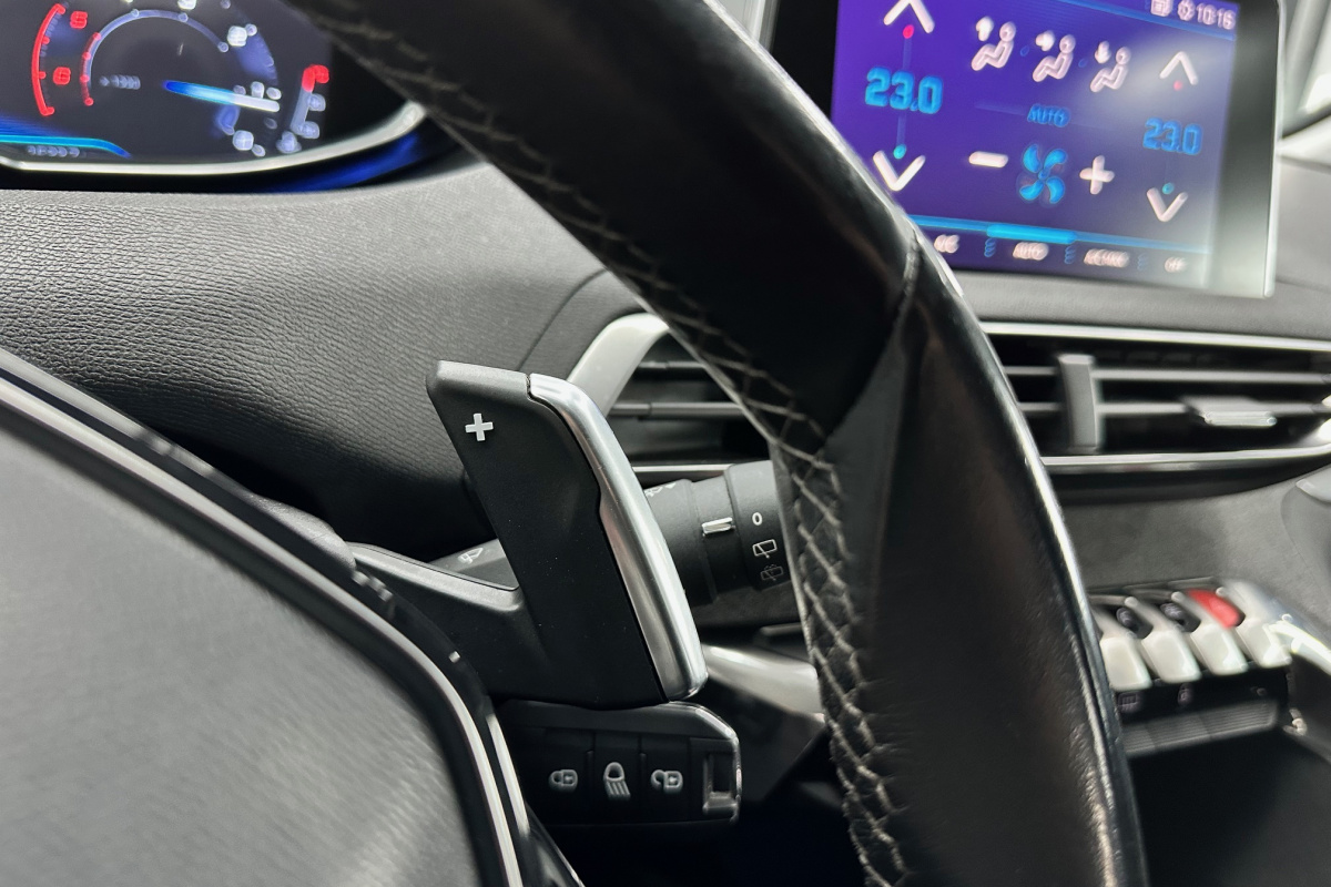 Ponuka vozidiel / Peugeot 5008 1.6 BlueHDi STOP START Style EAT6 - video Ponuka vozidiel / Peugeot 5008 1.6 BlueHDi STOP START Style EAT6 - video