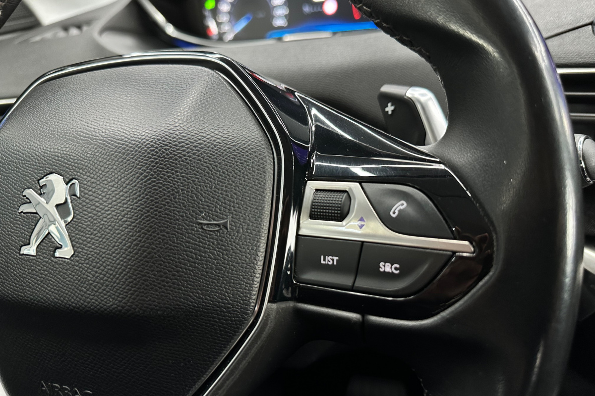 Ponuka vozidiel / Peugeot 5008 1.6 BlueHDi STOP START Style EAT6 - video Ponuka vozidiel / Peugeot 5008 1.6 BlueHDi STOP START Style EAT6 - video