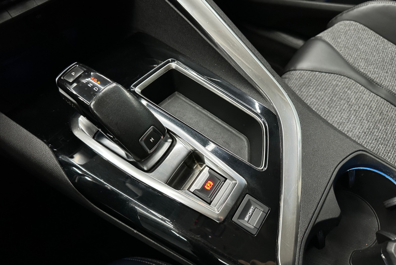 Ponuka vozidiel / Peugeot 5008 1.6 BlueHDi STOP START Style EAT6 - video Ponuka vozidiel / Peugeot 5008 1.6 BlueHDi STOP START Style EAT6 - video