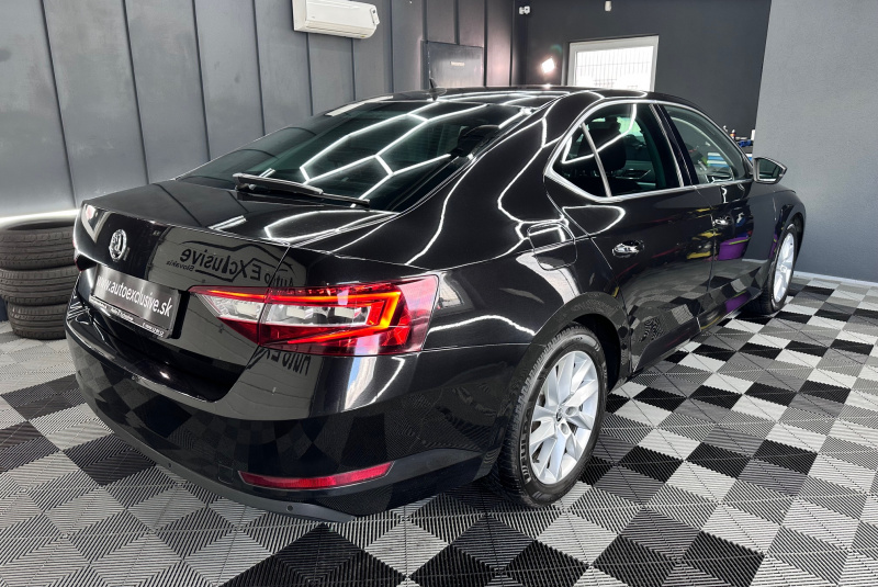  Ponuka vozidiel / Škoda Superb 2.0 TDI 190k Ambition DSG EU6 - video