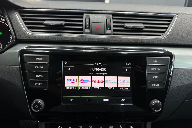  Ponuka vozidiel / Škoda Superb 2.0 TDI 190k Ambition DSG EU6 - video