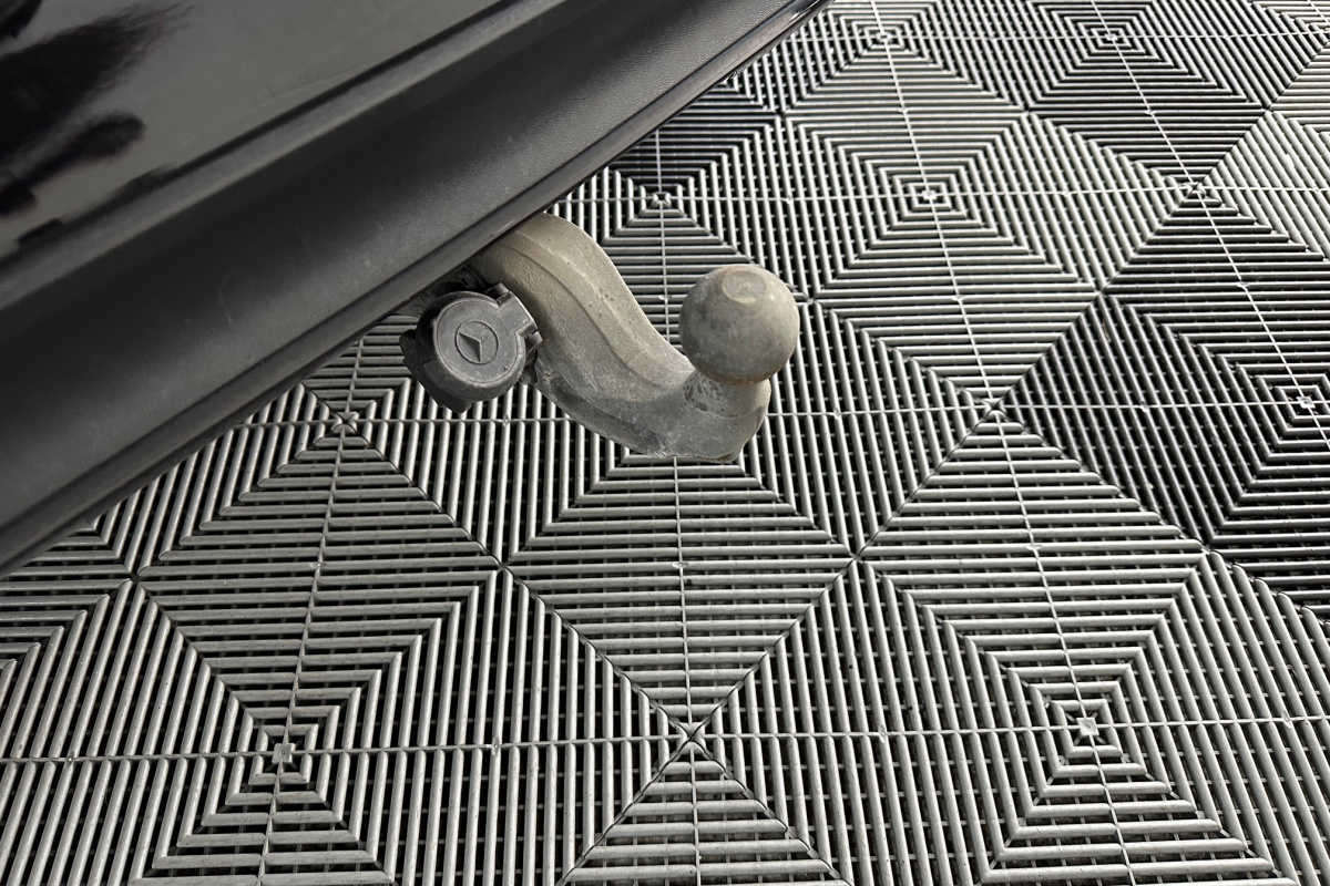 Ponuka vozidiel / Mercedes-Benz GLS 500 4MATIC A/T - video Ponuka vozidiel / Mercedes-Benz GLS 500 4MATIC A/T - video