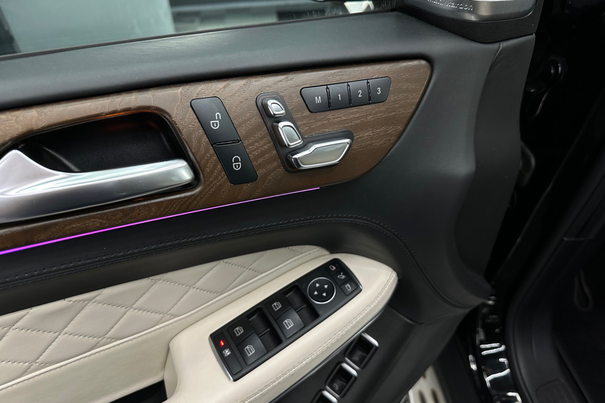 Ponuka vozidiel / Mercedes-Benz GLS 500 4MATIC A/T - video