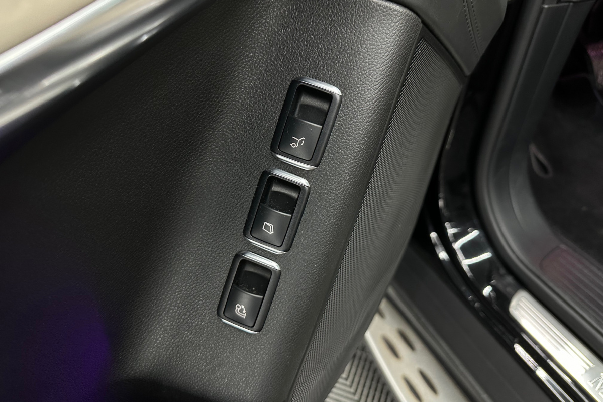 Ponuka vozidiel / Mercedes-Benz GLS 500 4MATIC A/T - video Ponuka vozidiel / Mercedes-Benz GLS 500 4MATIC A/T - video