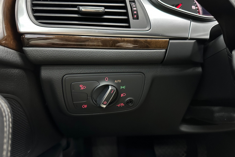  Ponuka vozidiel / Audi A6 Allroad 2.7 TDI 190k DPF quattro tiptronic - video