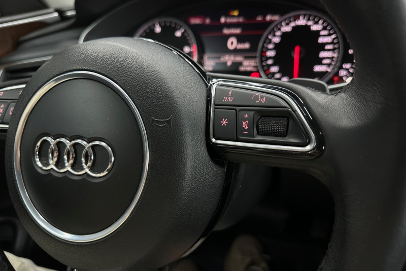  Ponuka vozidiel / Audi A6 Allroad 2.7 TDI 190k DPF quattro tiptronic - video