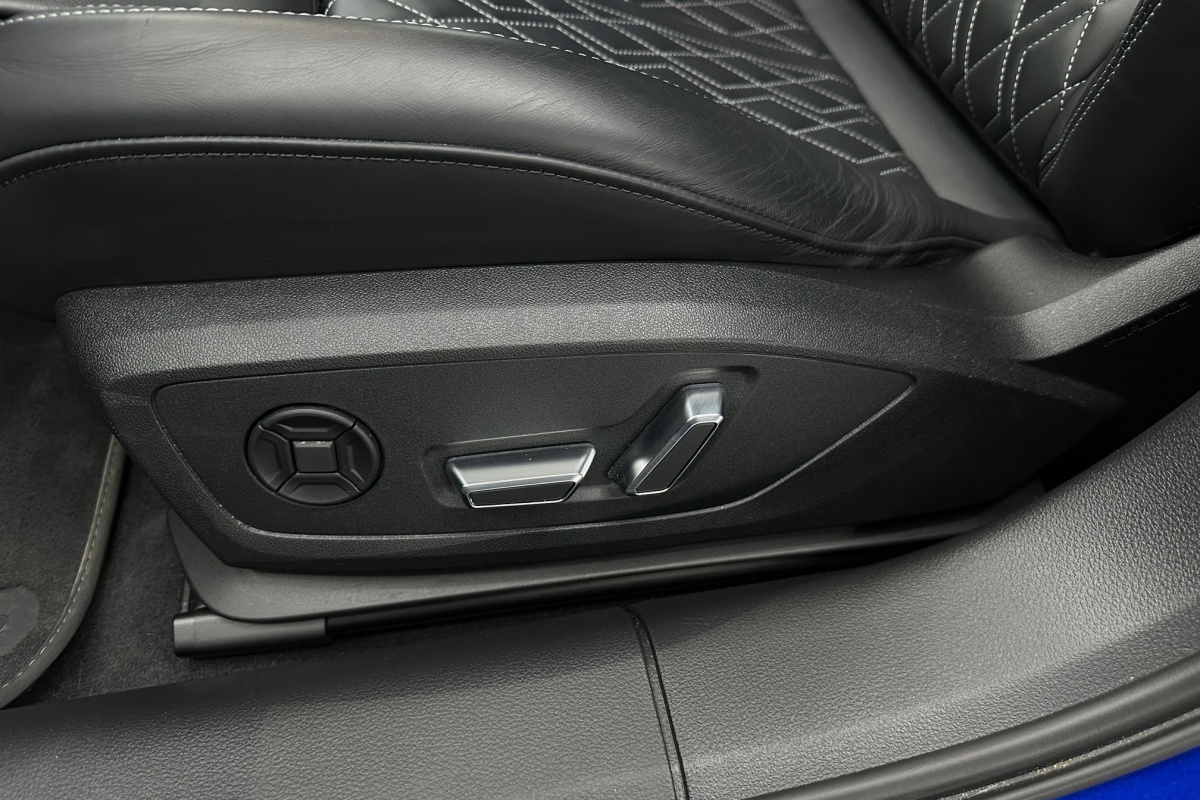 Ponuka vozidiel / Audi A6 55 S-Line TFSIe Quattro Plug in Hybrid - video