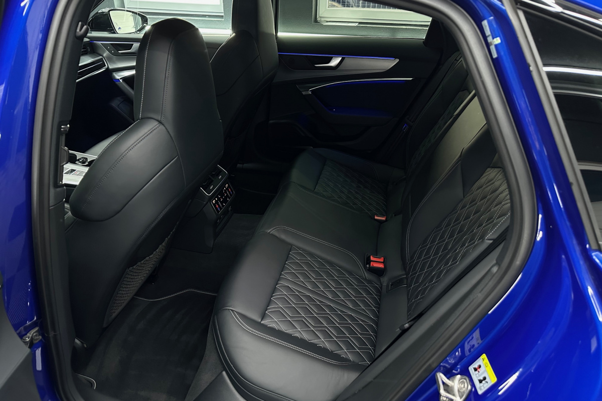 Ponuka vozidiel / Audi A6 55 S-Line TFSIe Quattro Plug in Hybrid - video Ponuka vozidiel / Audi A6 55 S-Line TFSIe Quattro Plug in Hybrid - video