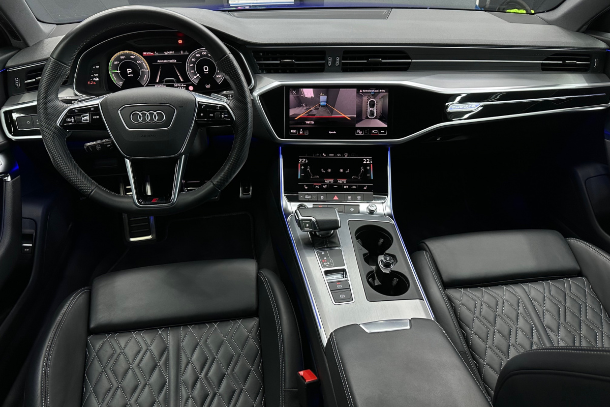 Ponuka vozidiel / Audi A6 55 S-Line TFSIe Quattro Plug in Hybrid - video