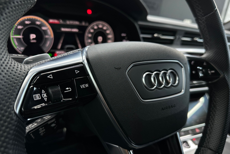 Ponuka vozidiel / Audi A6 55 S-Line TFSIe Quattro Plug in Hybrid - video Ponuka vozidiel / Audi A6 55 S-Line TFSIe Quattro Plug in Hybrid - video