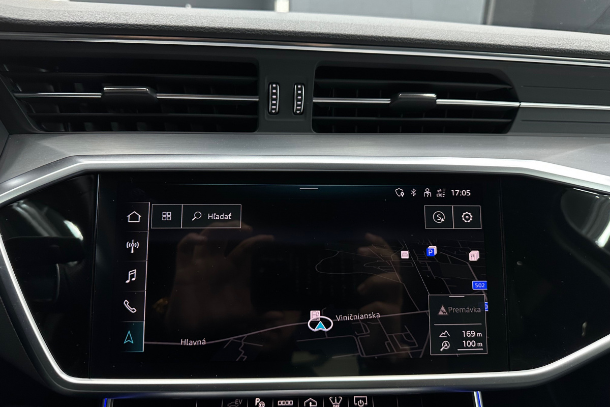 Ponuka vozidiel / Audi A6 55 S-Line TFSIe Quattro Plug in Hybrid - video