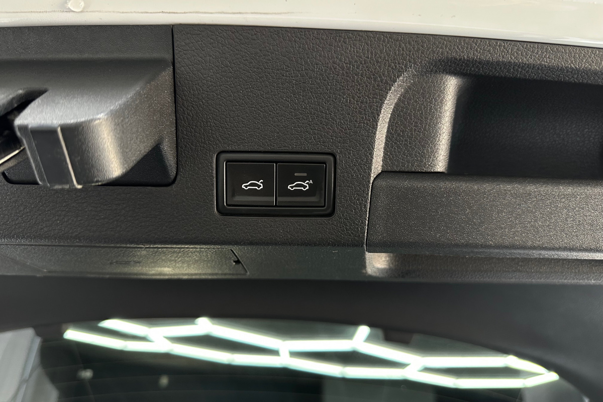 Ponuka vozidiel / Volkswagen Arteon 2.0 TSI BMT R-Line DSG - video