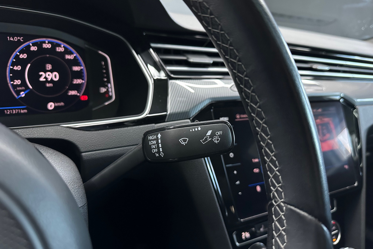 Ponuka vozidiel / Volkswagen Arteon 2.0 TSI BMT R-Line DSG - video